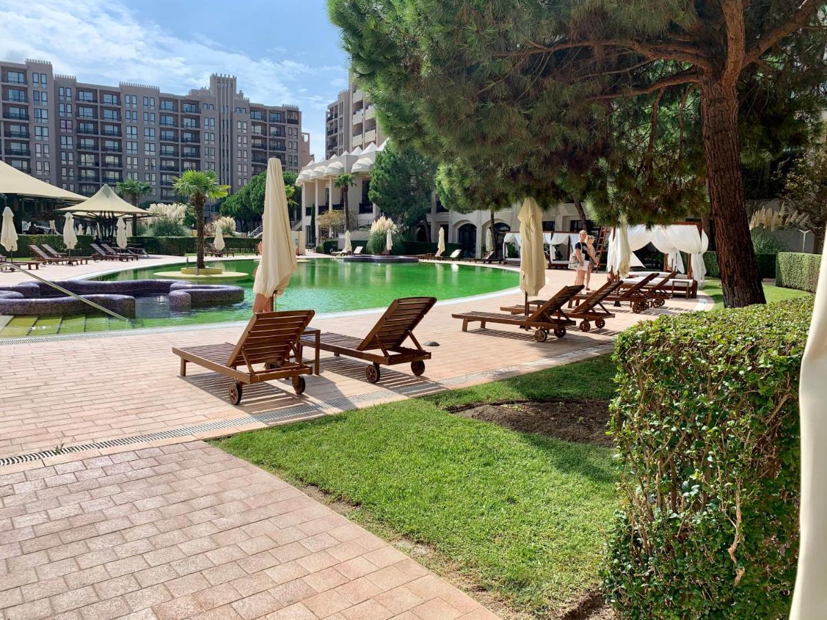 Royal Beach Apartments - 5M To Pool, 100M To Beach Sunny Beach Buitenkant foto
