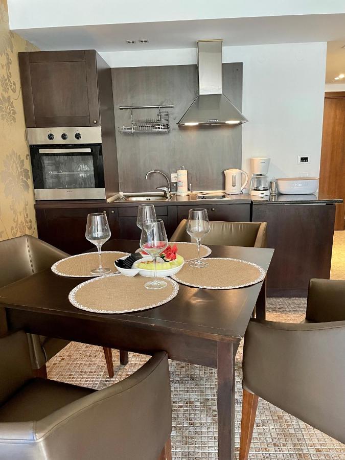 Royal Beach Apartments - 5M To Pool, 100M To Beach Sunny Beach Buitenkant foto